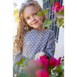 Vestido de niña gris