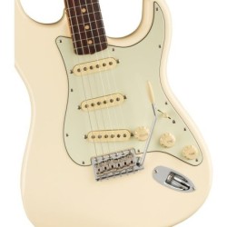 Fender AV II 61 STRAT RW OWT