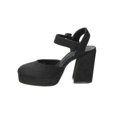 Zapatos negros Mustang Naomi