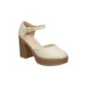 Zapatos beige Mustang New 67