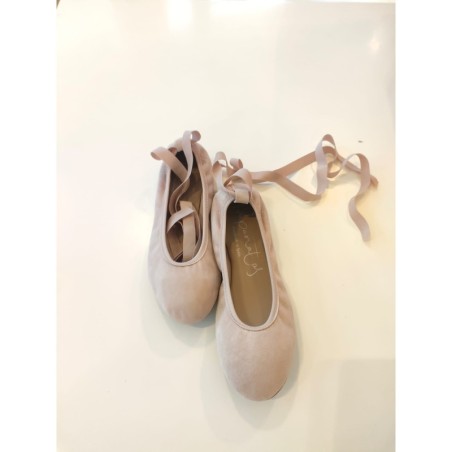 CAMEL-1-600x600-camel